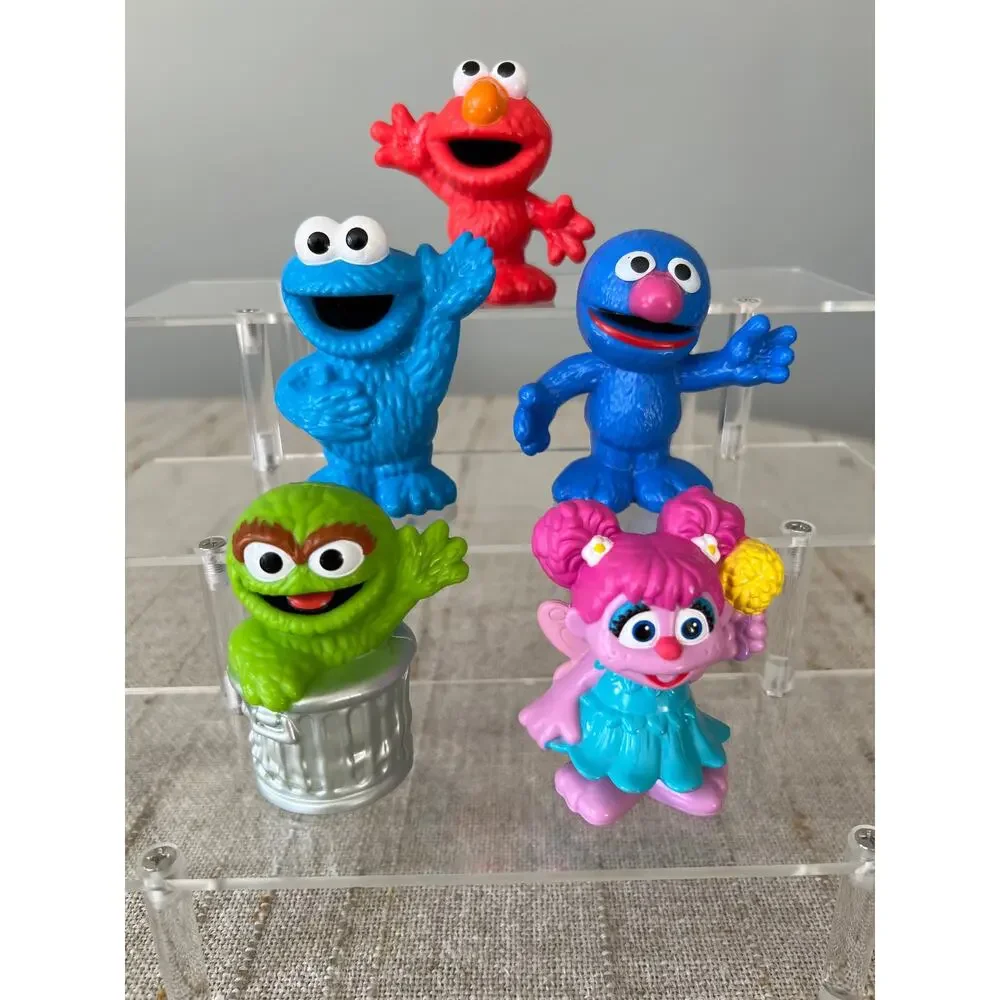 Sesame Street Plastic CakeTopper or Toy Figures Lot of 5 2013